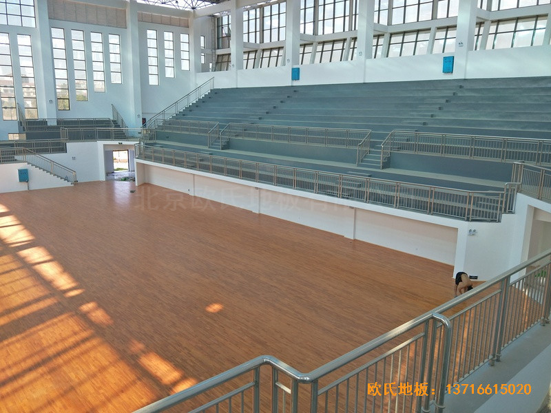 ���ϳ�Ϫ��(sh��)�(y��n)�W(xu��)У�@���^�\(y��n)��(d��ng)�ذ尲�b����4