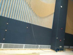 ��ľ�\�ӈ��ذ��坍���B(y��ng)